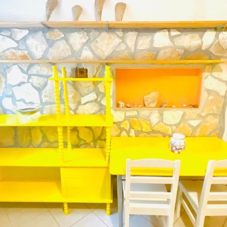 Colorful And Happy Apartment Sukosan - With Parking 外观 照片