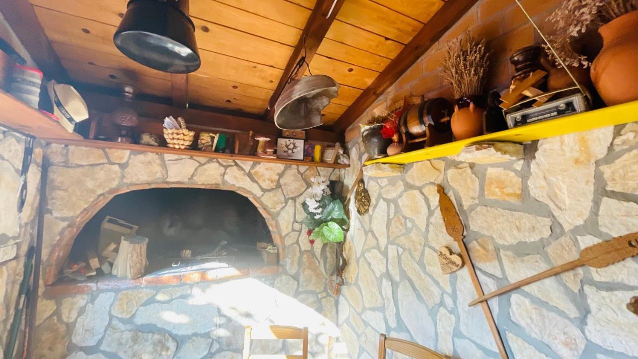 Colorful And Happy Apartment Sukosan - With Parking 外观 照片